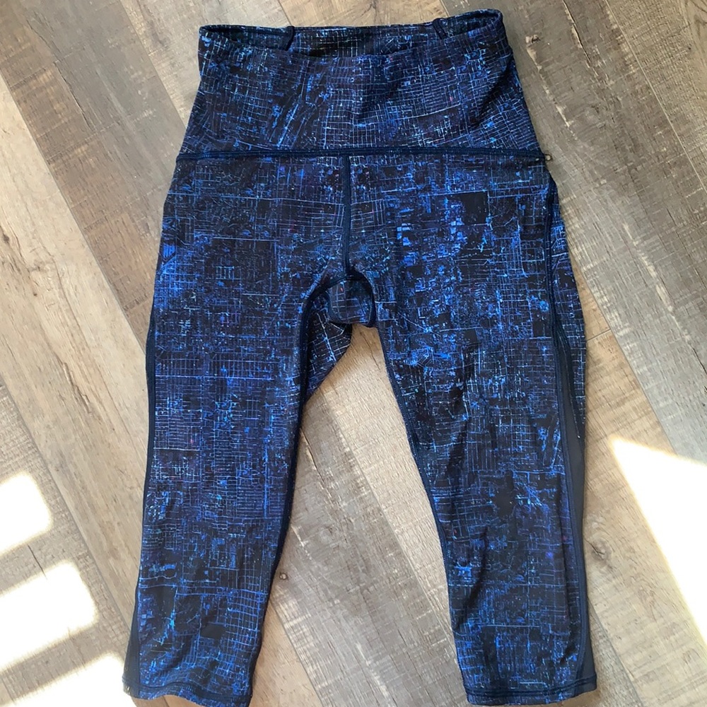 Blue LuluLemon Capri Leggings
